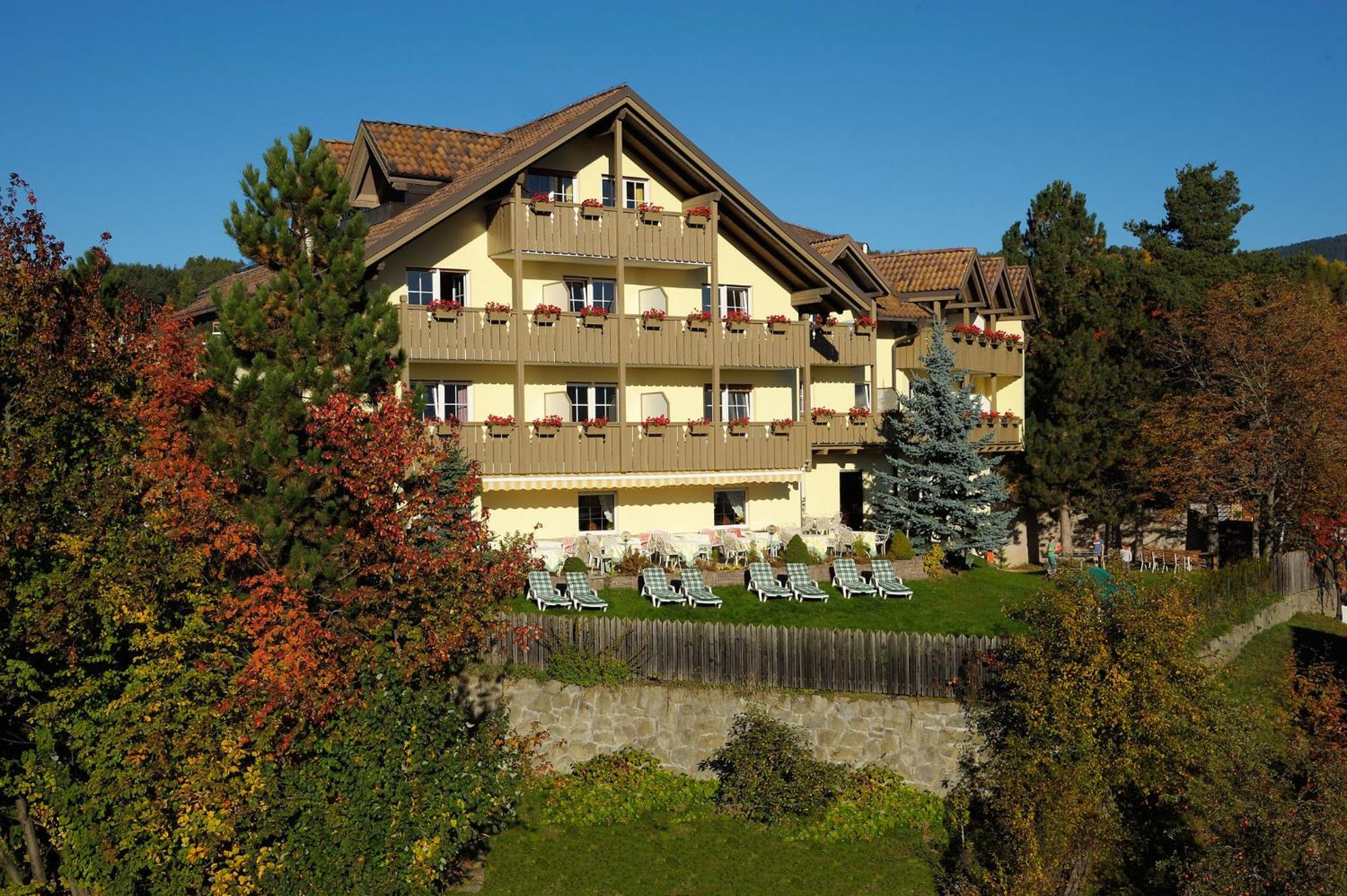 Hotel Dolomitenblick Коллальбо Экстерьер фото
